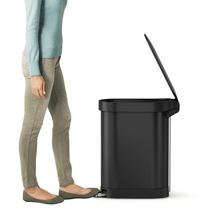 Sort affaldsspand til køkken