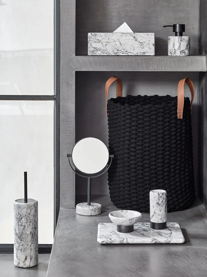 Hvid sæbeskål i marmor