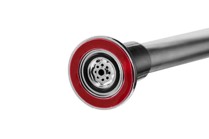 Selvbærende teleskopforhængsstang