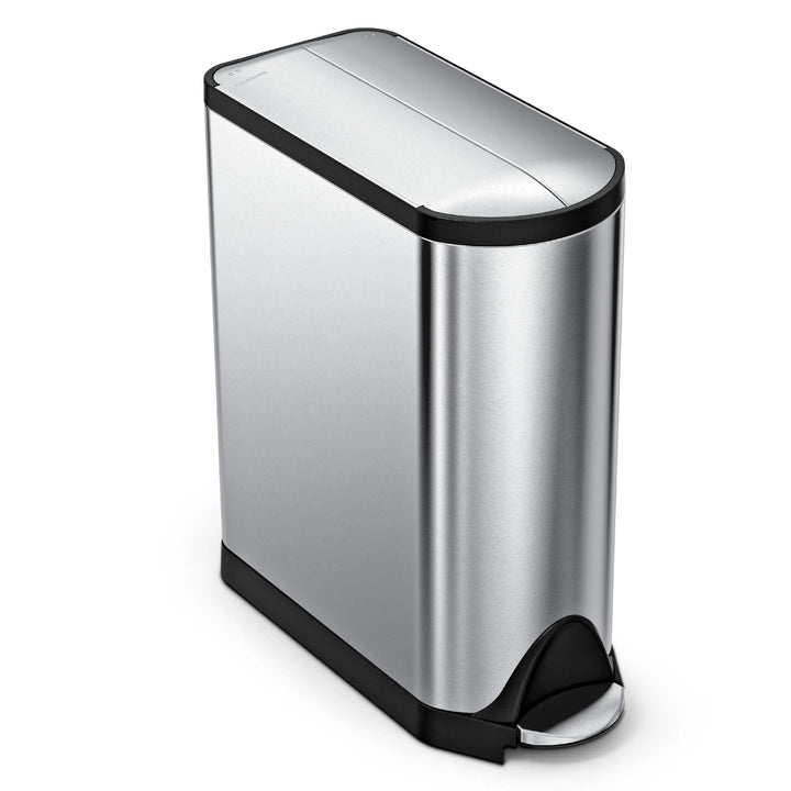 Stort butterfly pedalspand fra simplehuman på45 L